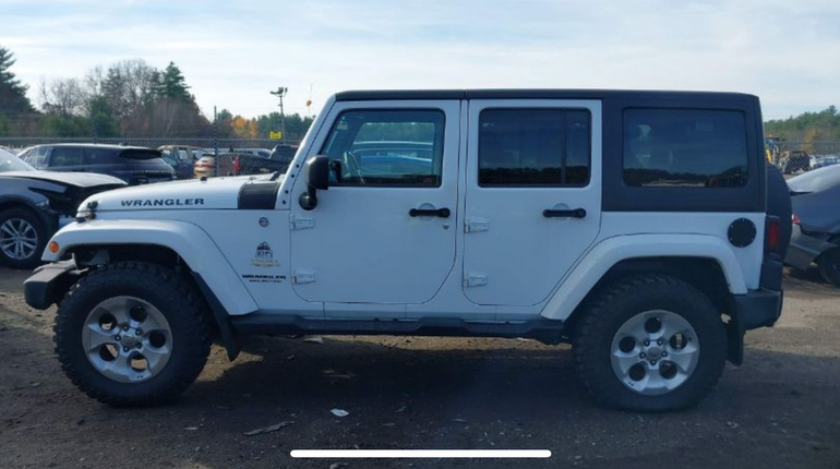 Jeep Wrangler SAHARA 