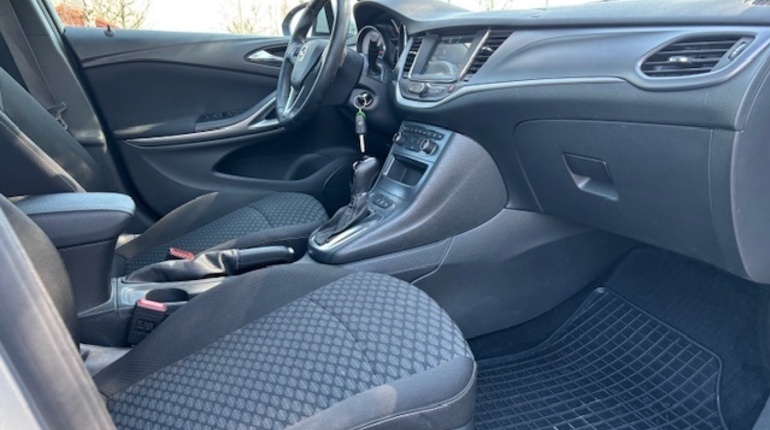 Opel Astra automat FV23%