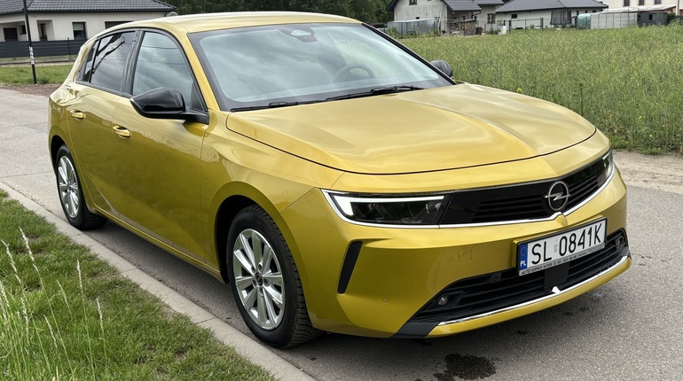 Opel Astra 2023 1,2 TURBO BOGATE WYPOSAŻENIE